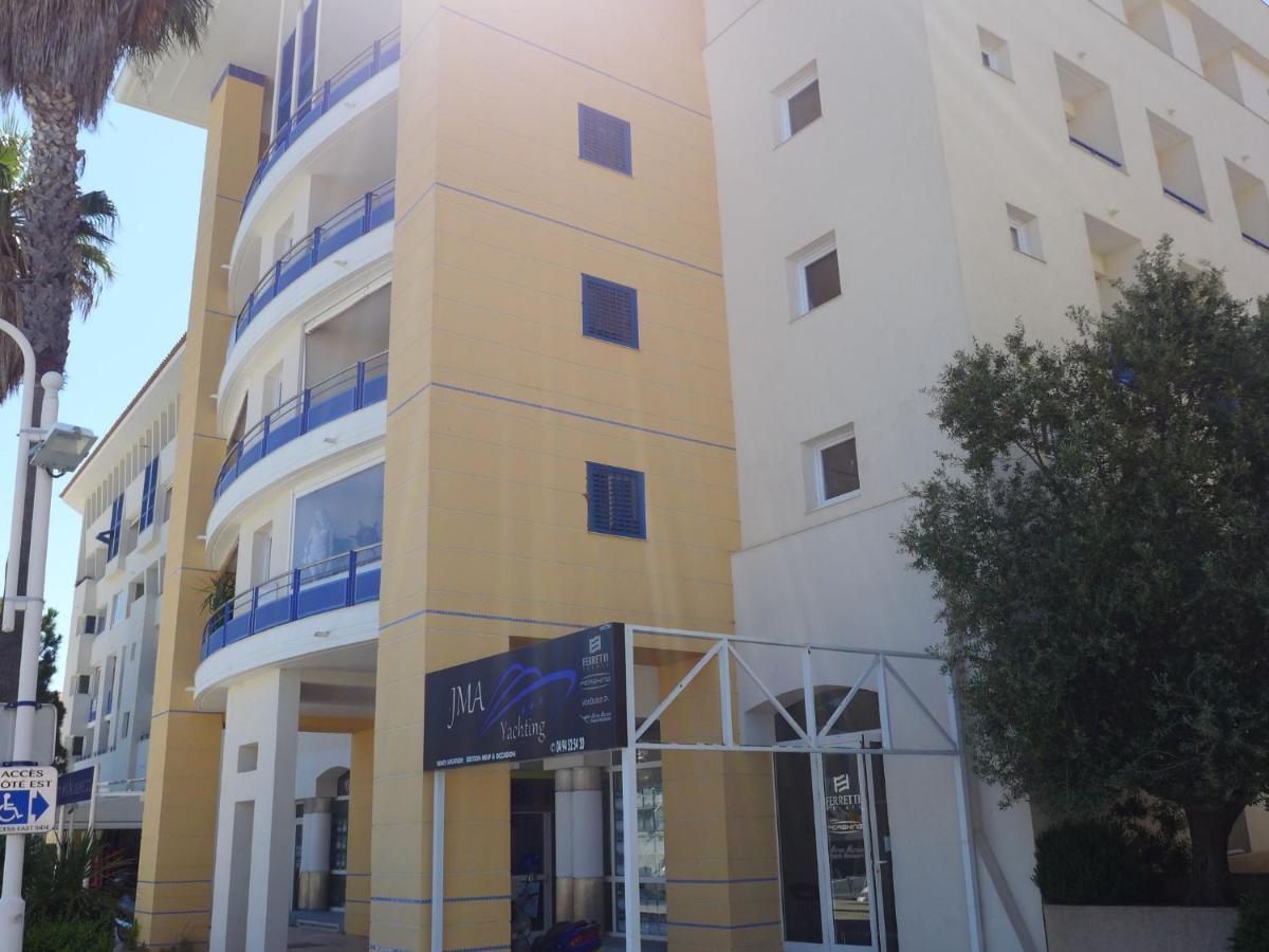 Le Nadir By Interhome Fréjus
